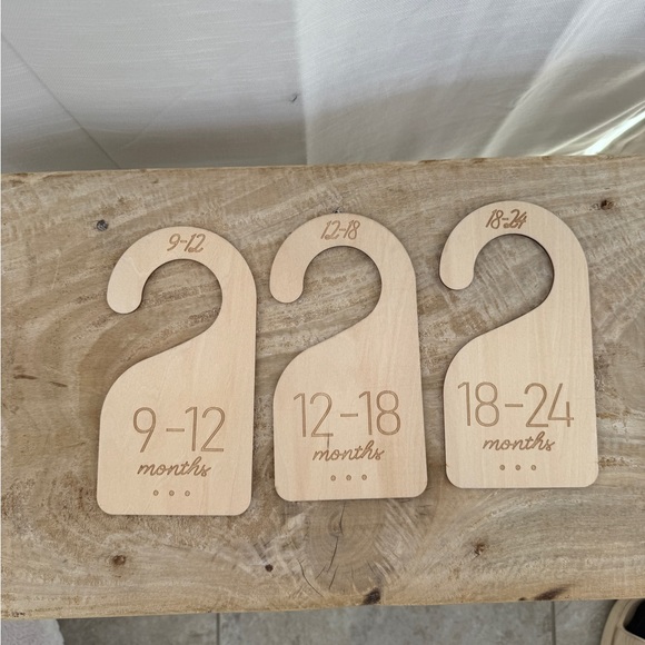 Wooden Baby Closet Dividers Set Nursery | Newborn–24M Clothing Organizers | NWT - Picture 7 of 7